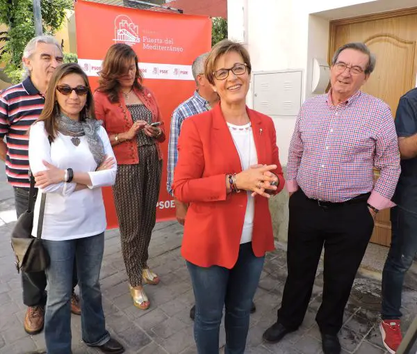 "En el PSOE, sabemos cómo hacer de Almería un espacio de desarrollo, bienestar y cultura", afirma.