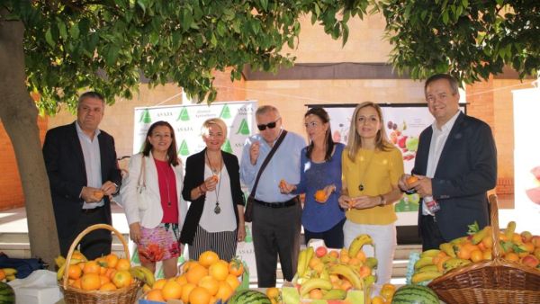 La actividad, en la que han participado la delegada del Gobierno y los delegados territoriales, forma parte de la XI Semana de Promoción de Hábitos de Vida Saludables de Almería.