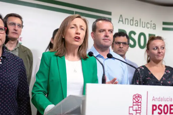 El PSOE de Huércal-Overa promete rebajar los impuestos e incentivar la instalación de empresas para que creen empleo.