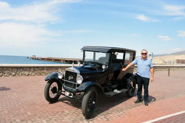 José Juan Soria, presidente del club, explica que “el Ford T fue el primer coche fabricado en cadena y popularizó la automoción”.