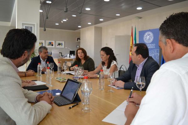 La administración autonómica está elaborando una plataforma por la innovación en toda Andalucía, con el objetivo de fomentar el uso de tecnologías en el sector agroalimentario, que contará con el apoyo de la UAL.
