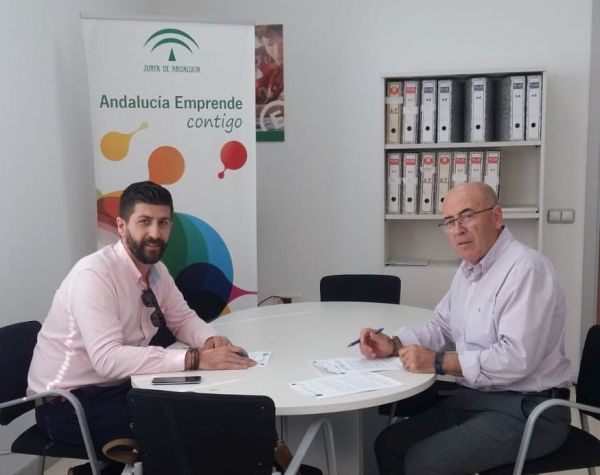 La Consejería de Empleo ofrece a través de Andalucía Emprende los servicios de alojamiento empresarial gratuito y asistencia técnica.