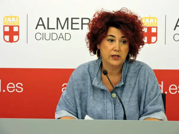 El PSOE reclama al alcalde que se aclare en la comisión de seguimiento de la empresa de limpieza “qué hay detrás” de los últimos despidos.