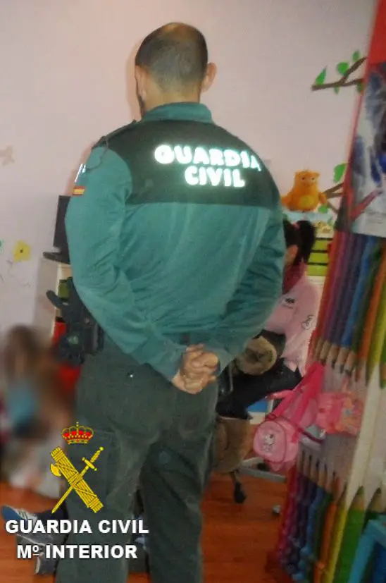 Los agentes de La Guardia Civil tienen conocimiento de los hechos a través de la denuncia presentada por una de las educadoras de la guardería.