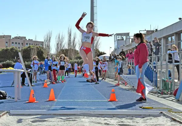 Las deportistas de 11 años de la EDM Atletas de Almería han conseguido las marcas de 4,58 y 4,44 metros, respectivamente.
