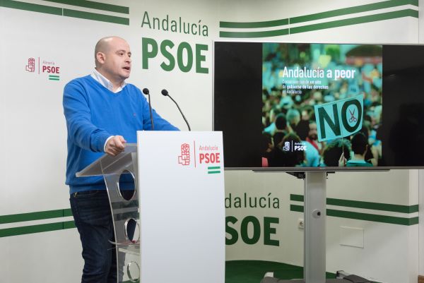 El PSOE reivindica los valores del 28F frente al deterioro de la autonomía que está imponiendo el Gobierno de las derechas.