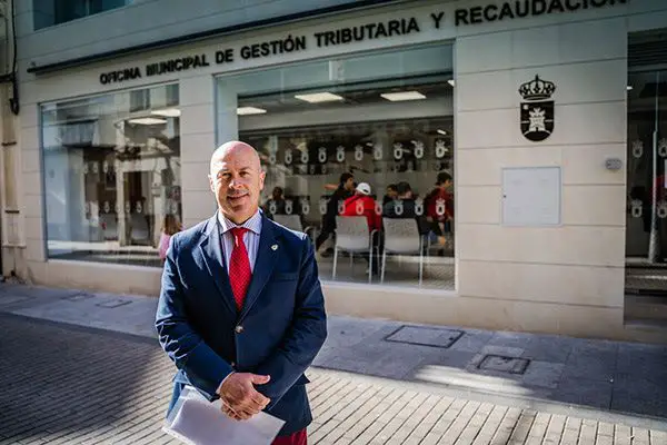 El concejal de Gestión Tributaria, Antonio López, ha hecho balance del año: “Hemos firmado ya 70 recursos favorables por las plusvalías, adelantándonos a los tribunales”
