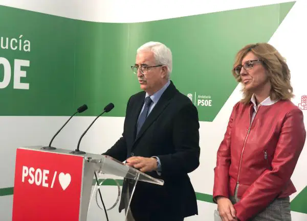 Jiménez Barrios denuncia que Moreno Bonilla “da la espalda” al sector agrícola andaluz, y le exige que ponga en marcha medidas complementarias a las que ya está desarrollando el gobierno de España para apoyar a este sector.