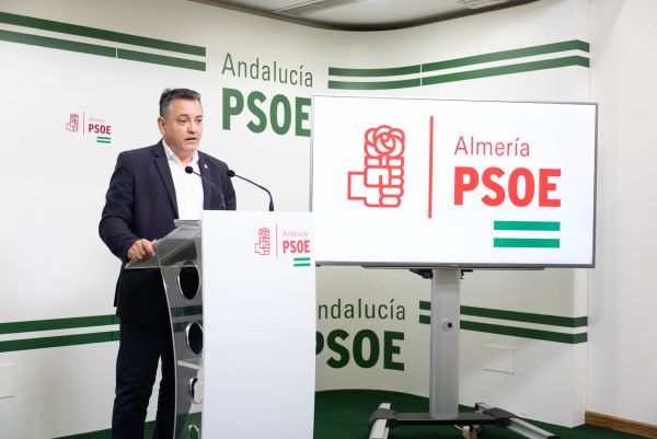 El diputado socialista acusa a la consejera de falta de rigor y le recuerda que el Gobierno de Pedro Sánchez autorizó en enero un trasvase de 16,25 hm3.