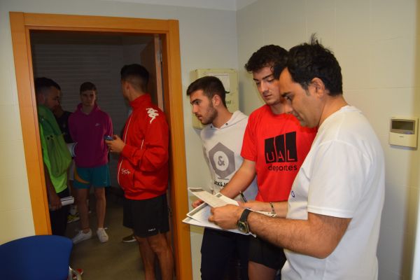 La empresa ‘masQsano’ realiza revisiones completas a los integrantes de las selecciones de la Universidad de Almería que no estén federados.