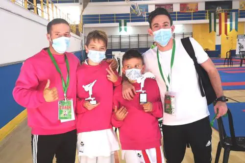 La escuela deportiva municipal ha logrado podio en las categorías alevín, infantil y juvenil en el evento deportivo celebrado en Fuengirola.