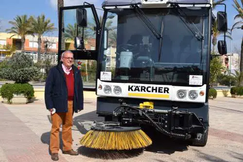 La Karcher MSM 600, con un coste cercano a los 200.000 euros se encuentra operativa desde el pasado lunes,