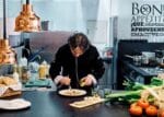 El chef ha creado ocho sugerencias que fusionan la cocina tradicional de pascua con técnicas de vanguardia