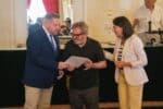 El concejal de Cultura, Diego Cruz, participa en la entrega de premios del reconocimiento de la Real Academia de Bellas Artes de Granada, celebrado en el salón noble del Círculo Mercantil