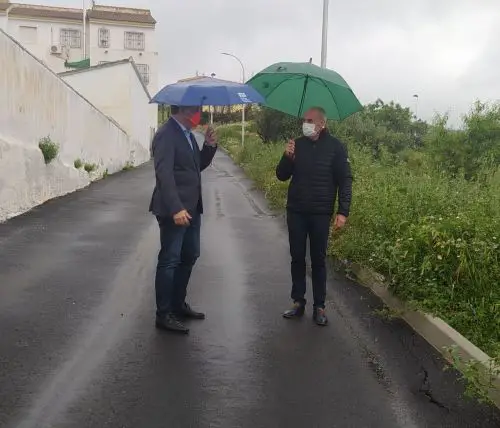 El delegado de Administración Local visita en Albánchez los daños provocados por las lluvias en vías y calzadas