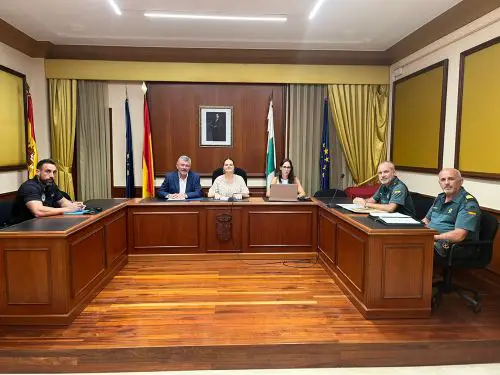 La Junta local de seguridad celebrada ayer acordó iniciar la tramitación para la incorporación del municipio al sistema VioGén