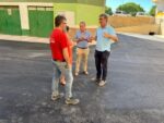 Manuel Cortés ha visitado el resultado de esta actuación y ha asegurado que “seguimos trabajando para mejorar las calles de nuestro municipio y sus barriadas”