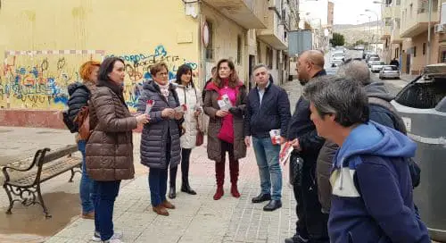 El PSOE urge a la alcaldesa a intervenir en La Fuentecica ante el tremendo abandono que presenta el barrio