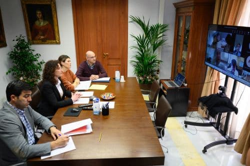 La alcaldesa, María del Mar Vázquez, se muestra “muy optimista” y espera que durante el mes de abril “tengamos buenas noticias”