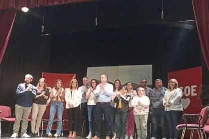 El alcalde y candidato a la reelección por el PSOE se rodea de un equipo “humilde y trabajador y que representa a todos los sectores del pueblo”
