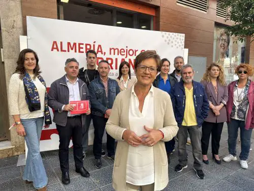 El PSOE potenciará los Servicios Sociales con más presupuesto y personal, y asistencia psicológica entre sus servicios