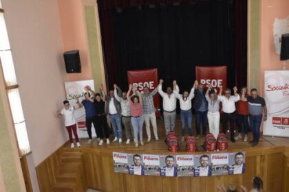 El secretario general de los socialistas almerienses, Juan Antonio Lorenzo, augura la victoria de las candidaturas socialistas en toda la comarca de Nacimiento