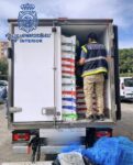 La Policía Nacional neutraliza un camión frigorífico que cargaba 89 kilos de marihuana en una operación de control de las zonas hortofrutícolas en Almería