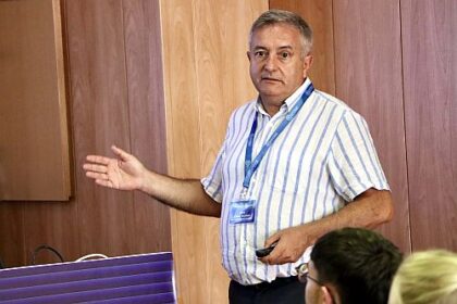 Juan Capel, profesor de la UAL y director del curso ‘Contribuciones de la mejora genética de hortícolas al desarrollo del sistema productivo almeriense’.